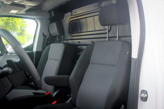 Toyota PROACE CITY Electric Long 50 kWh L2 Challenger