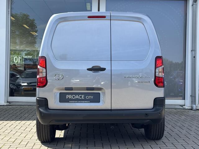 Toyota PROACE CITY Electric Challenger 50 kWh met Bank (3 pers) Cruise Control | Apple carplay/Android auto | Stoel + Stuurverwarming | Nieuw uit voorraad leverbaar!