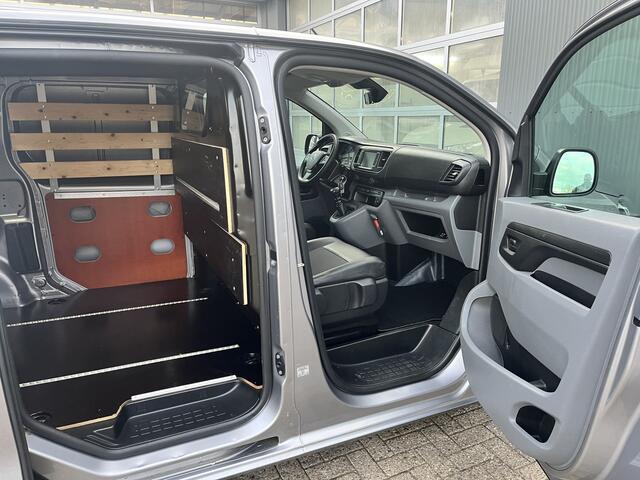 Toyota PROACE 1.5 BlueHDI Worker Marge BTW en BPM vrij!! Airco Cruise controle Navigatiesysteem 2-Persoons Parkeerhulp achter Apple carplay 1e eigenaar Euro 6 Bpm en Btw vrij voor particulier gebruik !!