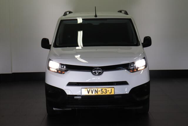 Toyota PROACE CITY 1.5 D-4D 102PK Runner L2 - Airco - Cruise - Trekhaak - ¤ 10.900,- Ex. BTW