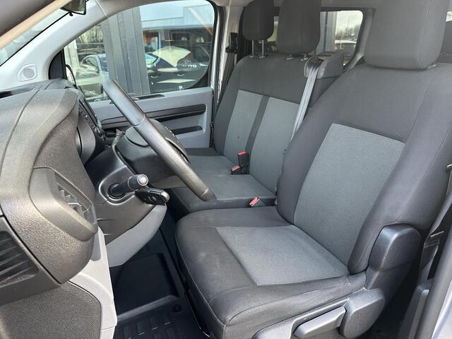 Toyota PROACE Shuttle 1.5 D-4D Cool Long | Nette staat! | 24.795 INCLUSIEF BTW INCLUSIEF BPM | 9 Persoons | Trekhaak | Carplay | Navigatie | Airco | Cruise Control | 2 Sleutels | Onderhoudshistorie |