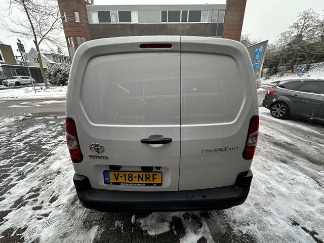 Toyota PROACE CITY 1.2 Turbo Prof 3 Persoons/Carplay/Airco/Park.sen/Camera Eurorepar