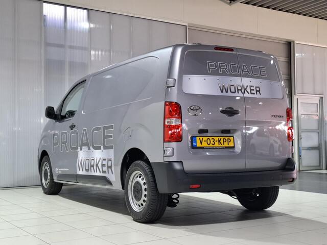 Toyota PROACE Worker 2.0 D-4D L1 Challenger | Lat/wand bekleding | Betonplex laadvloer |
