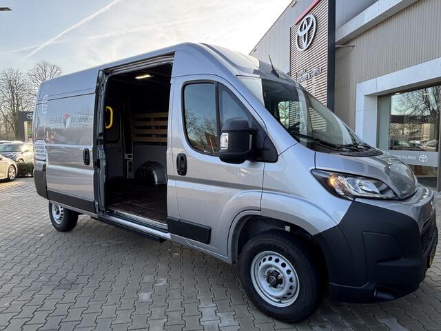Toyota PROACE Max Elec 3.5t L3H2 Navigator 110KWH Trekgewicht 2400 kg