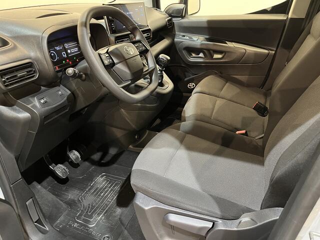 Toyota PROACE CITY 1.5 D-4D Live Nieuwe Model / Euro 6 / Airco / CarPlay / Cruise Control / Camera / LED / 3-Zits / 32.500 KM !!