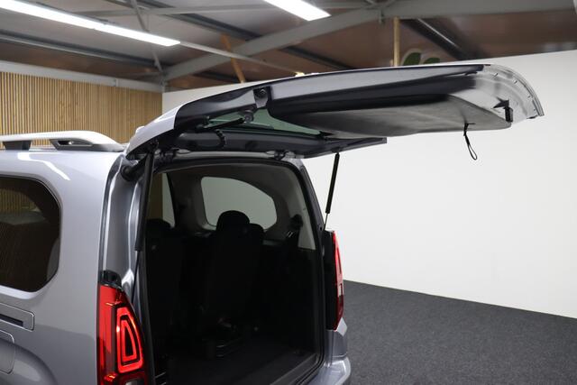 Toyota PROACE CITY Verso 1.2 Turbo Automaat Active Long 7p. | Cruise-control | Trekhaak | Camera | Clima | Parkeersensoren | Apple Carplay & Android Auto | Navigatie | Keyless | LM Velgen