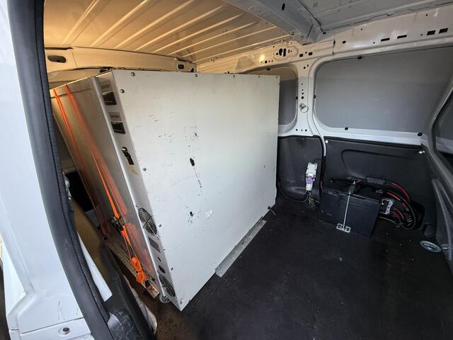 Toyota PROACE CITY 1.5 D-4D Prof Long VEBA BOX KLIMAAT KAST MEDICATIE