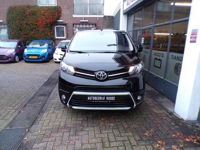 Toyota PROACE 2.0 D-4D Black Edition Long Dubbel Cabine MARGE,TOP STAAT,DEALER ONDERHOUDEN!