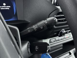 toyota-proace-electric-worker-chall