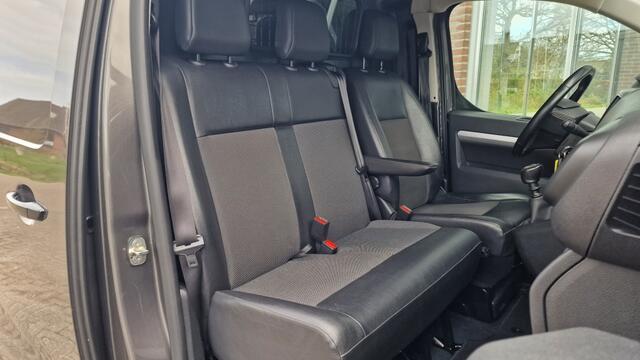 Toyota PROACE Worker 2.0 D-4D Black Line, 2x Schuifd, Navigatie, Climate Control