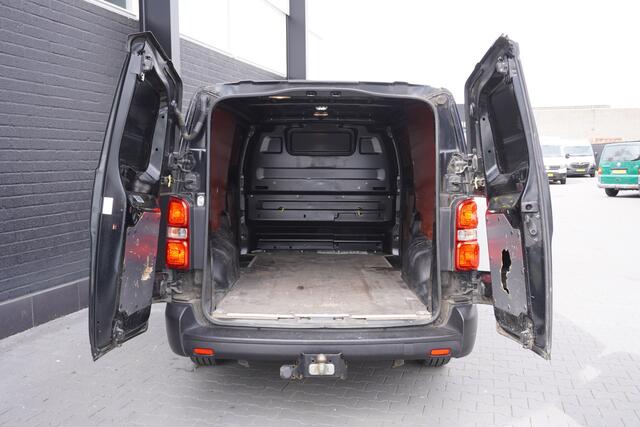 Toyota PROACE Worker 2.0 D-4D 145PK 2x Schuifdeur EURO 6 - Airco - Cruise - Trekhaak - ¤ 13.900,- Excl.