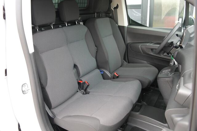 Toyota PROACE CITY Electric Navigator Long 50 kWh | Nieuw | Carplay | 3-zits | Fabrieksgarantie