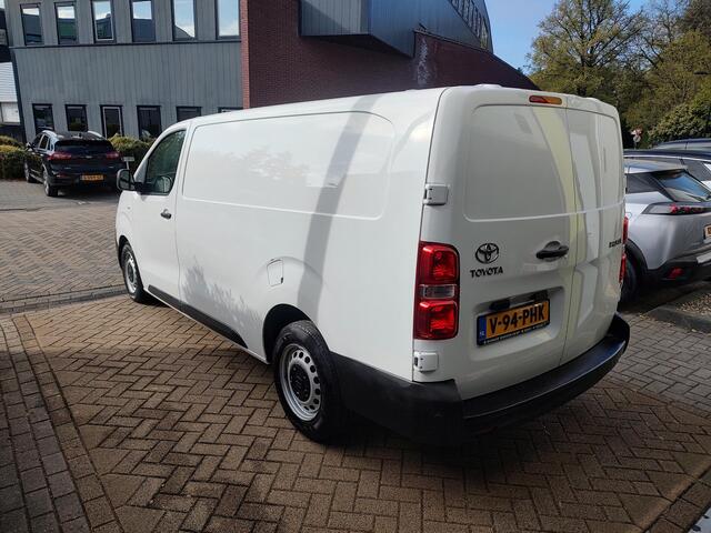 Toyota PROACE Worker 2.0 D-4D Live Long 3-Persoons Airco PDC Lane-Assist