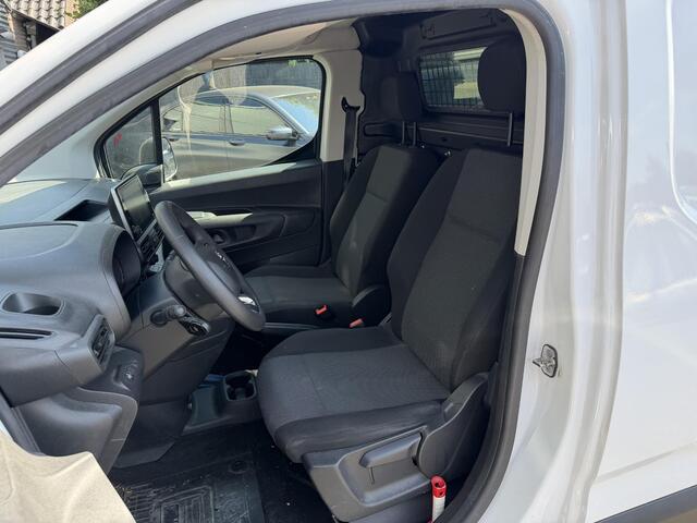 Toyota PROACE CITY 1.2 Turbo Live | Navigatie | Carplay | Airco | Cruise Control | DAB |