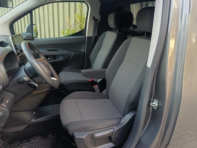 Toyota PROACE CITY 1.5 D-4D Live | Airco | Cruis controle | Carplay | Navigatie | BTW | NAP |