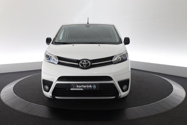 Toyota PROACE Worker 2.0 D-4D Black Line DC