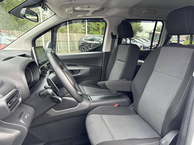 Toyota PROACE CITY Verso 1.2 Turbo Active Long 7p. | Stoelverwarming | Trekhaak |