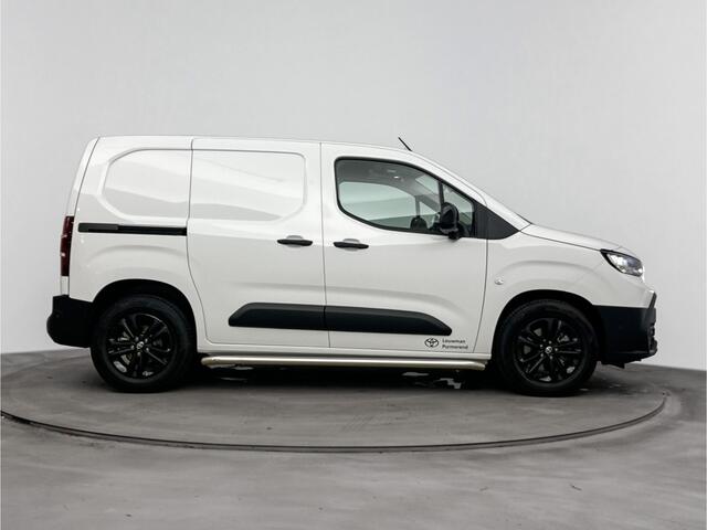 Toyota PROACE CITY Electric 10th Anniversary 50 kWh *DEMO* | Sidebars | Trekhaak | Lichtmetalen Velgen | Laadruimte Betimmering |