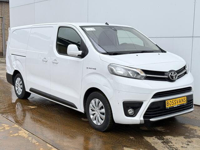 Toyota PROACE Electric 75kWh 136PK L2 Elektrisch 93.3% (SOH) 330km WLTP Snelladen Cruise Control Climate Control Carplay Navigatie 360° Camera Snelladen
