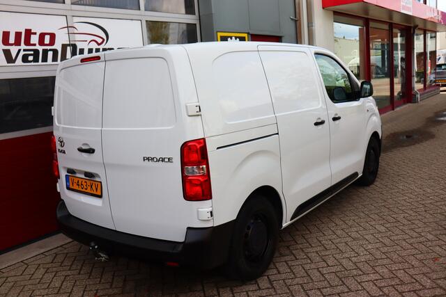 Toyota PROACE Compact 1.6 D-4D Cool Comfort O.a: Cruise, Airco, 3zits, Euro 6, 1 eigenaar, Trekhaak, Etc... Ex. Btw