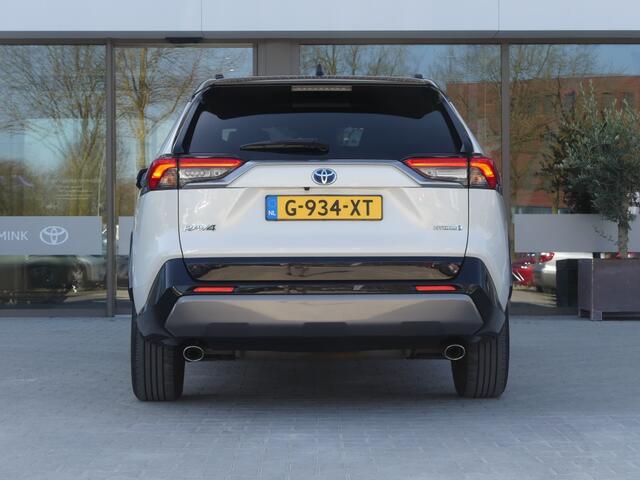 Toyota RAV4 2.5 Hybrid Bi-Tone