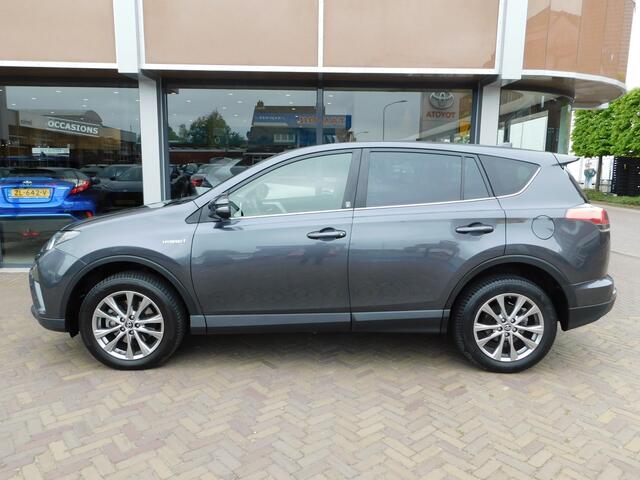 Toyota RAV4 2.5 Hybrid AWD Style | 1650kg trekgewicht