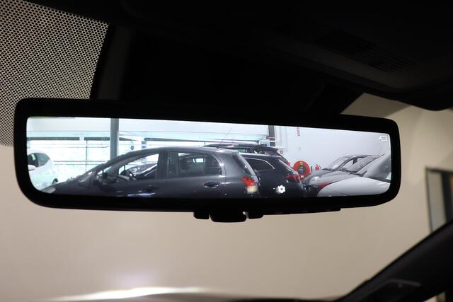 Toyota RAV4 2.5 Plug-in Hybrid AWD Bi-Tone Plus, Pano, JBL, BSM, Alarm Klasse 3, Trekhaak, Apple Carplay/Android Auto!