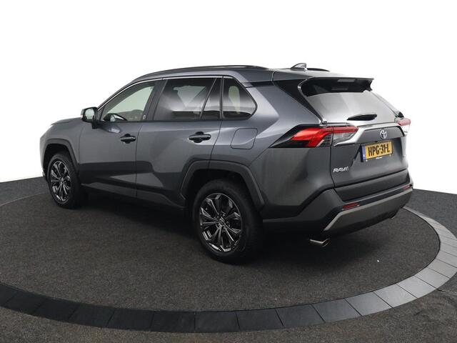 Toyota RAV4 2.5 Hybrid AWD Dynamic Plus | Lederen Bekleding | Stoel en Stuurverwarming | Parkeersensoren Rondom | Dodehoek Detectie |