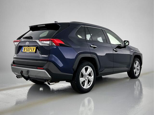 Toyota RAV4 2.5 Hybrid AWD Executive | 1.650 KG Trekgewicht | Beige Leder | Trekhaak | Memory Seat | Stoel + Stuur + Voorruitverwarming |