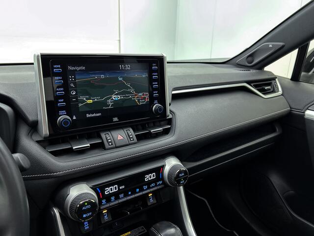 Toyota RAV4 Black Edition | Exclusieve uitvoering | Pano/schuif dak | Full navi | JBL | Stoelverwarming |