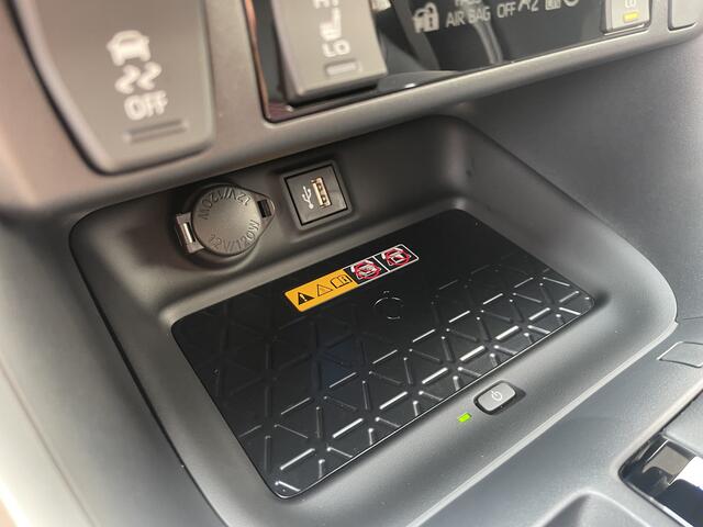 Toyota RAV4 2.5 Plug-in Hybrid AWD Limited Edition Automaat 306Pk | Rondom camera | Camerafunctie in binnenspiegel | JBL | Nieuw |
