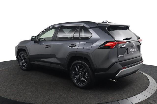 Toyota RAV4 2.5 Hybrid AWD Adventure | Lederen Bekleding | JBL Audio | Elektrisch Vertelbare Bestuurdersstoel | Grootscherm Navigatie | Draadloos Apple Carplay & Android Auto |