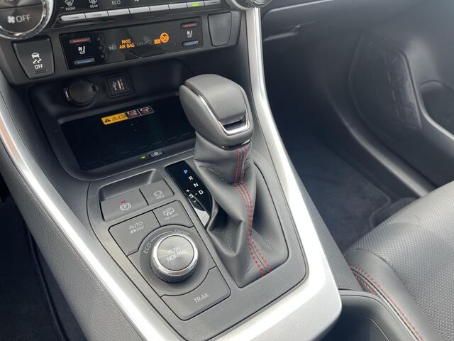 Toyota RAV4 2.5 Plug-in Hybrid Bi-Tone+