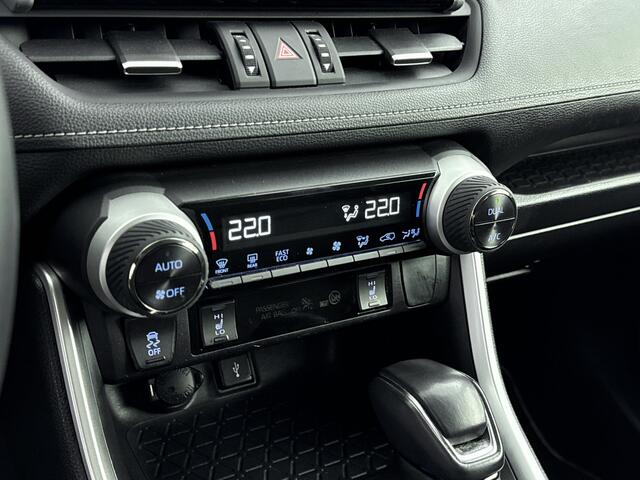 Toyota RAV4 2.5 Hybrid AWD Business Plus | NL-Auto | Trekhaak | JBL Premium Audio Systeem | Parkeercamera |