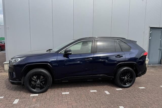 Toyota RAV4 2.5 Hybrid Bi-Tone Navigatie, Stoelverwarming, Leder/alcantara, LMV, LED, Smart Key, Parkeersensoren, Adaptieve cruise control