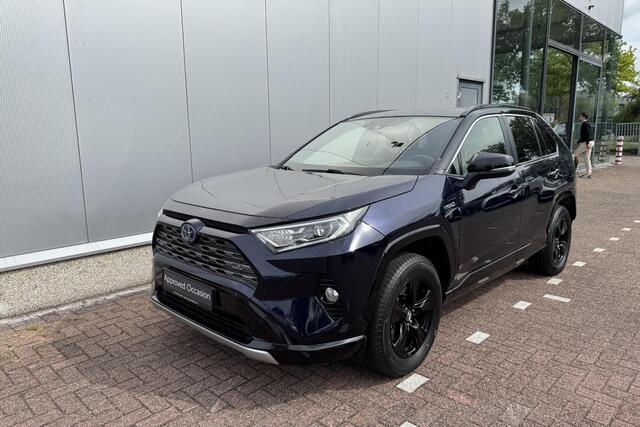 Toyota RAV4 2.5 Hybrid Bi-Tone Navigatie, Stoelverwarming, Leder/alcantara, LMV, LED, Smart Key, Parkeersensoren, Adaptieve cruise control