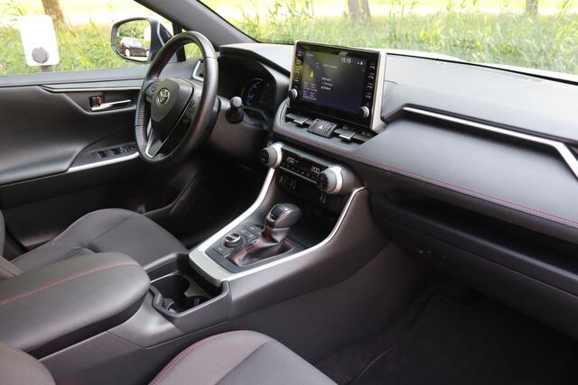Toyota RAV4 2.5 Plug-in Hybrid AWD Business LED/ACC/Camera/Keyless/Elek. stoel/App-Connect/DAB