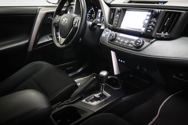 Toyota RAV4 2.5 Hybrid First Edition | CLIMA | CAMERA | NAVIGATIE