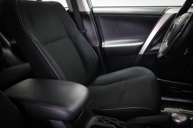 Toyota RAV4 2.5 Hybrid First Edition | CLIMA | CAMERA | NAVIGATIE