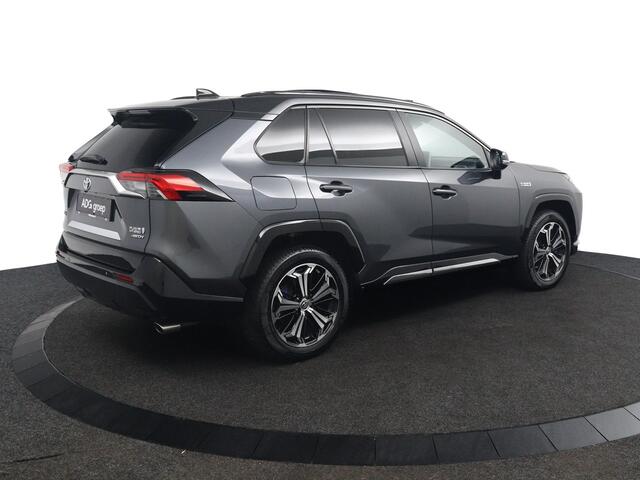 Toyota RAV4 2.5 Plug-in Hybrid AWD Bi-Tone Plus | Schuif- Kanteldak | Head Up Display | Lederen Bekleding | Memory Seats | Verwarmd en verkoelde voorstoelen | Achterbankverwarming |