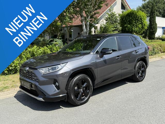 Toyota RAV4 2.5 VVT-i Hybrid Bi-Tone 218PK PanooTrekhaak