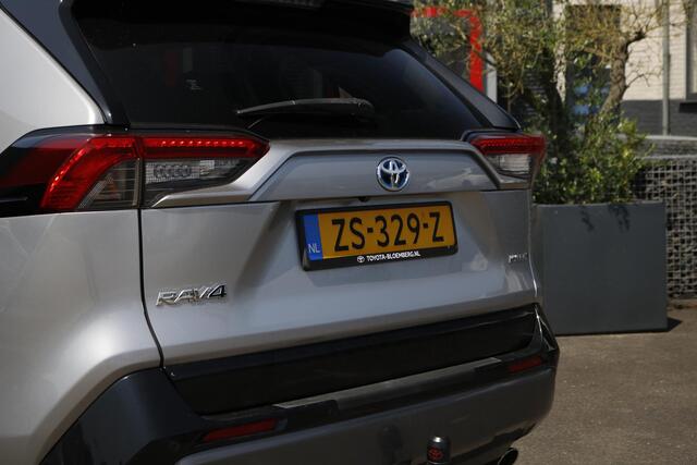 Toyota RAV4 2.5 Hybrid Bi-Tone