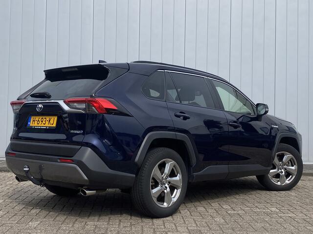 Toyota RAV4 2.5 Hybrid First Edition Limited Trekhaak Stoel Stuur Verwarming PDC BSM Keyless