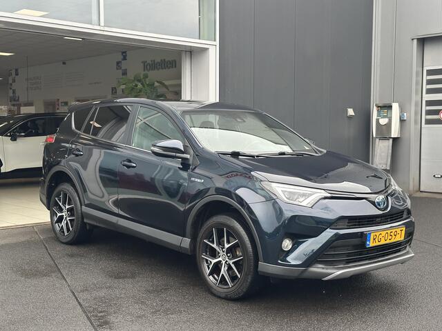 Toyota RAV4 2.5 Hybrid Style Klasse 3 alarm | 18 inch | Stoelverwarming | Navigatie | Parkeersensoren V + A