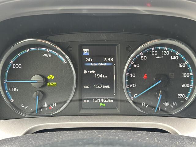 Toyota RAV4 2.5 Hybrid Style Klasse 3 alarm | 18 inch | Stoelverwarming | Navigatie | Parkeersensoren V + A
