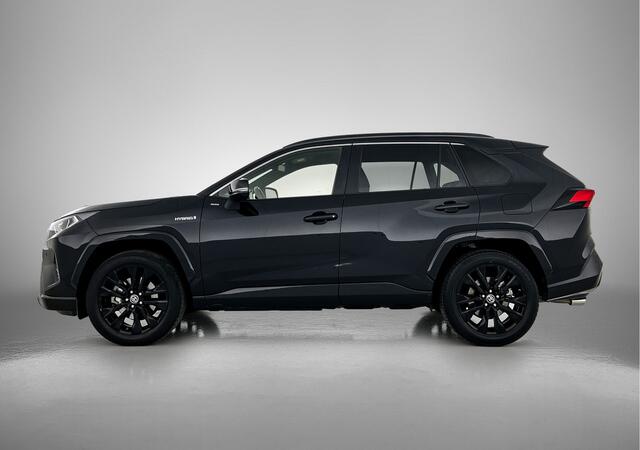 Toyota RAV4 2.5 Hybrid AWD Black Edition | 1.659 KG Trekgewicht | JBL | Stoelverwarming | Navigatie | Apple Carplay / Android Auto |