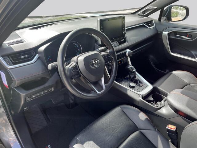 Toyota RAV4 2.5 Plug-in Hybrid Bi-Tone+
