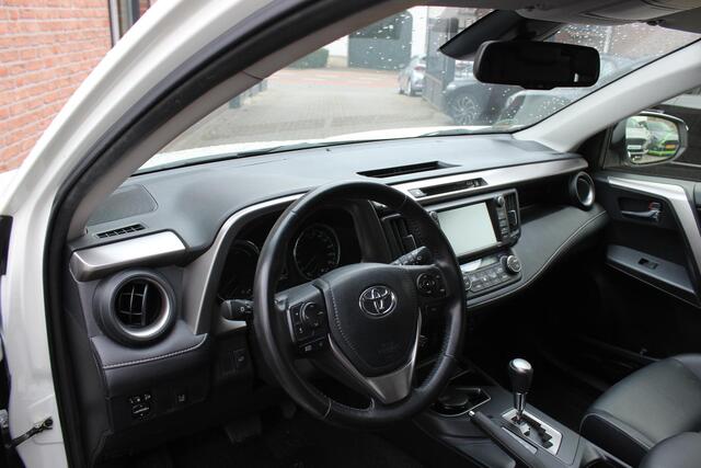 Toyota RAV4 2.5 Hybrid AWD Executive Business Leer, 360Camera, Pearl White. Winter Pack, Full Option