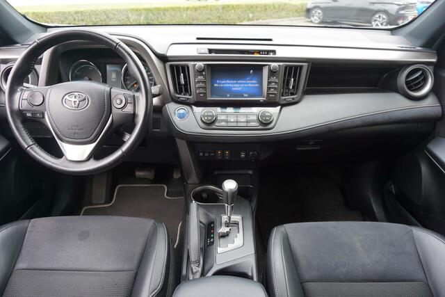 Toyota RAV4 2.5 Hybrid AWD Style - AUTOMAAT / Climate / Navi / Cruise / Elektr. ramen / Trekhaak
