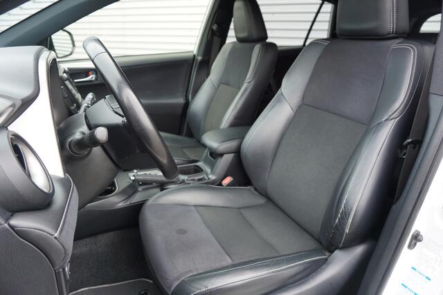 Toyota RAV4 2.5 Hybrid AWD Style - AUTOMAAT / Climate / Navi / Cruise / Elektr. ramen / Trekhaak
